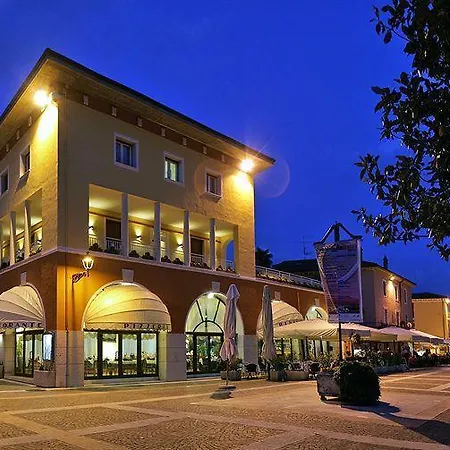 Vela D'oro Dependence Готель 2*