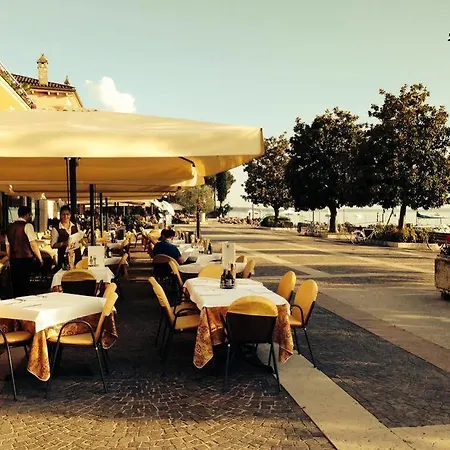 Vela D'oro Dependence Бардоліно