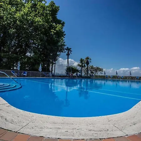 Vela D'oro Dependence Готель