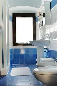 Vela D'oro Dependence فندق باردولينو