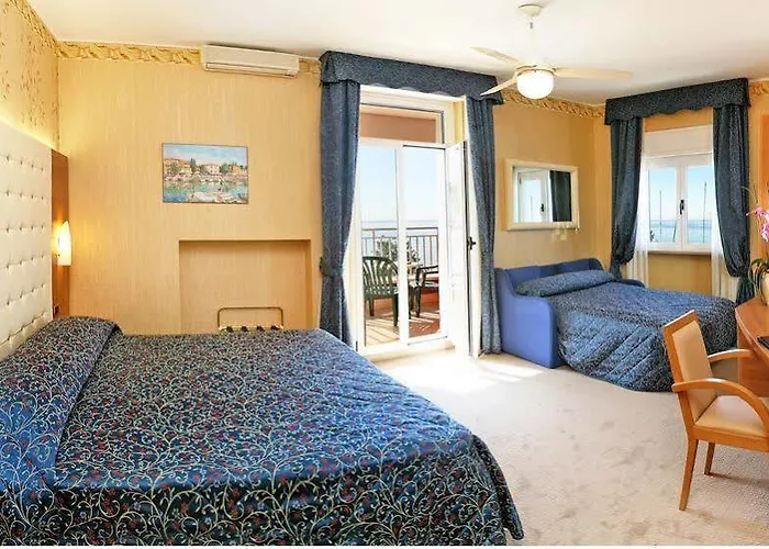 Vela D'oro Dependence فندق باردولينو